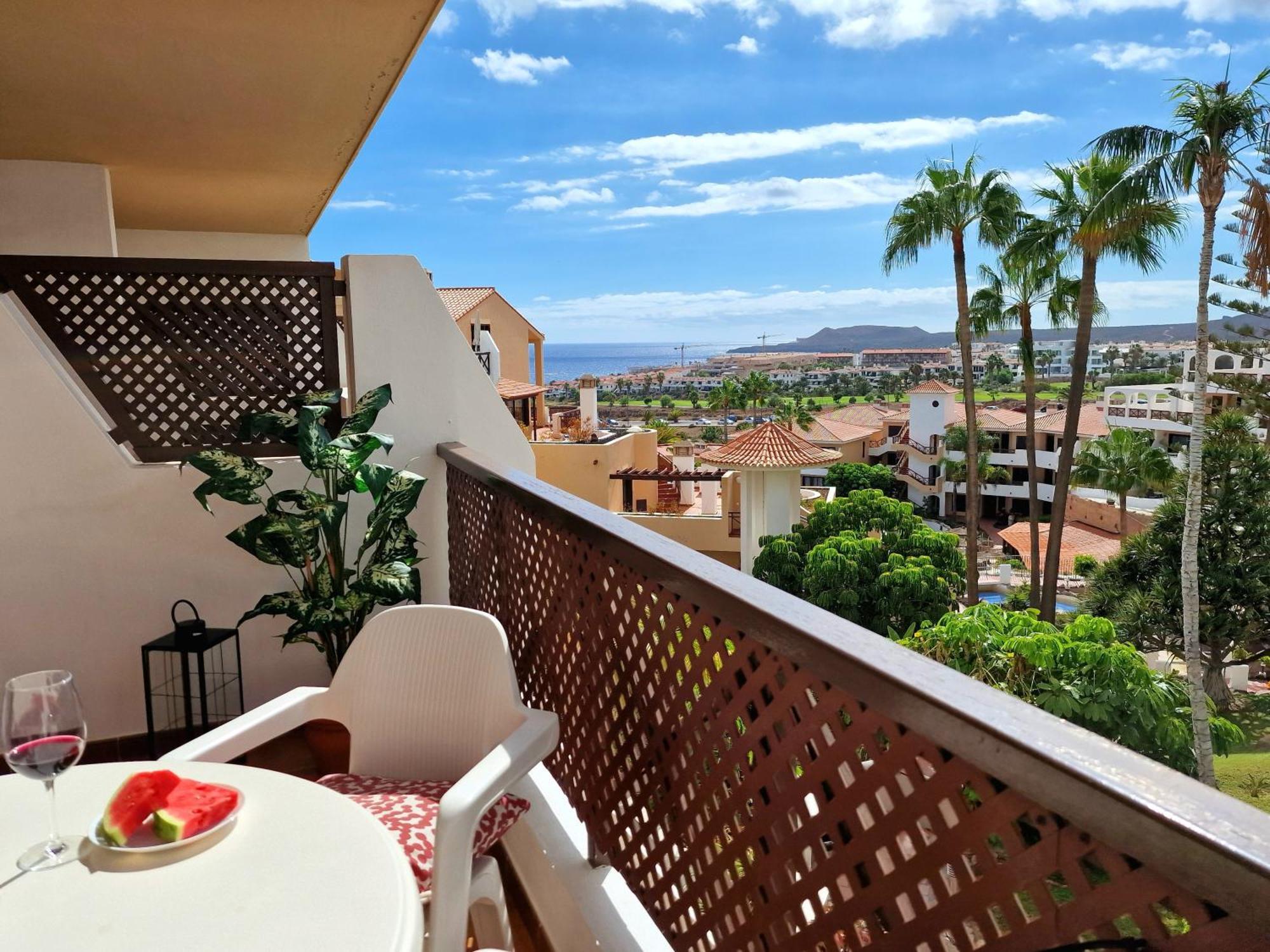 Strelitzia Apartment - Ocean View & Heated Pool Сан-Мігель-де-Абона Екстер'єр фото
