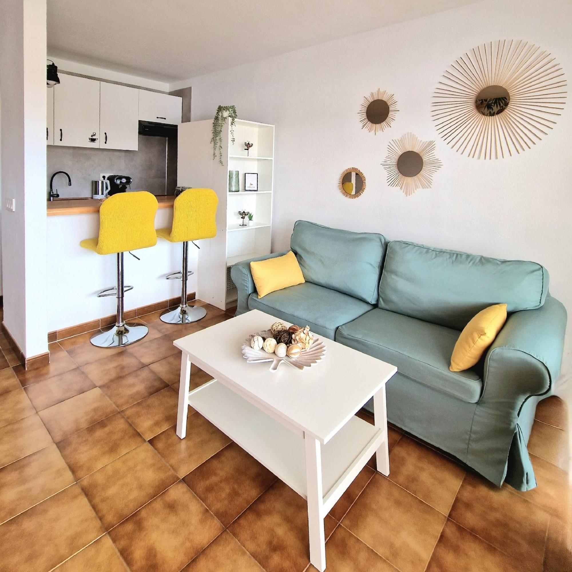 Strelitzia Apartment - Ocean View & Heated Pool Сан-Мігель-де-Абона Екстер'єр фото