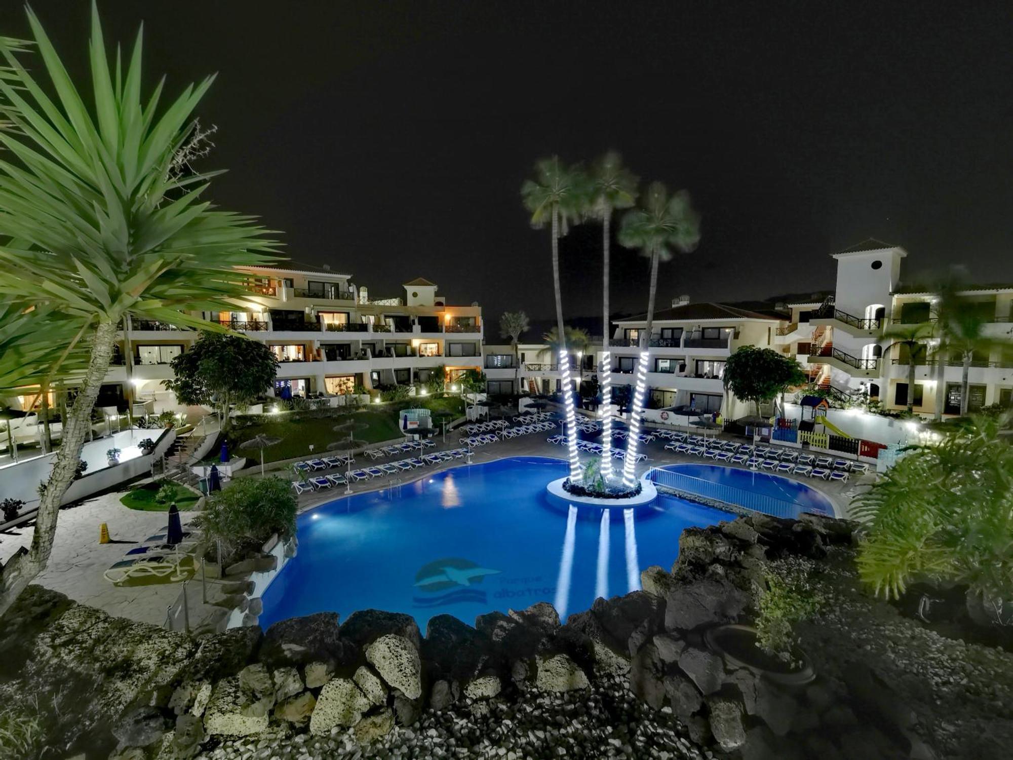 Strelitzia Apartment - Ocean View & Heated Pool Сан-Мігель-де-Абона Екстер'єр фото